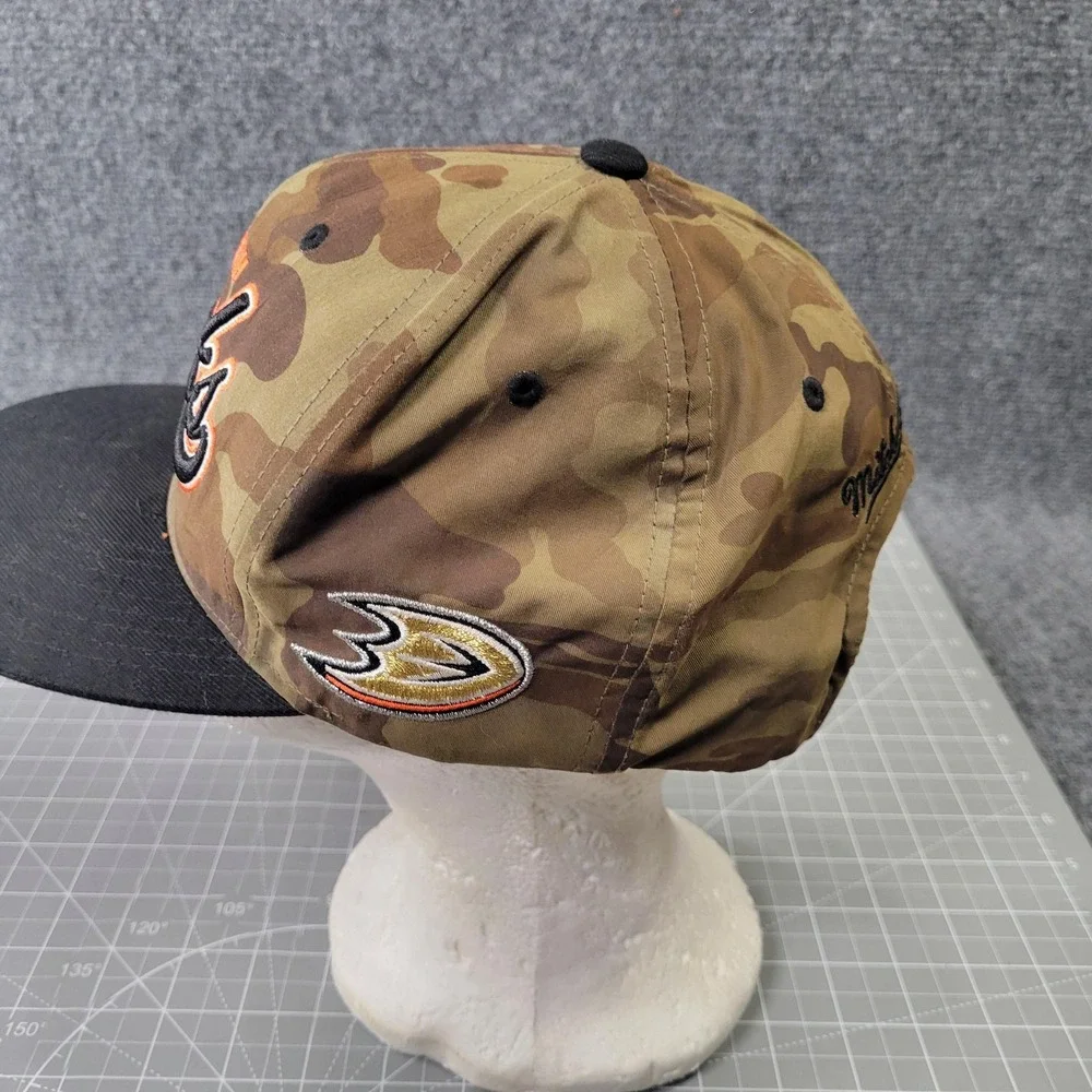 Anaheim Ducks Hat Cap Snap Back Camo Black NHL Hockey Mens Mitchell Script